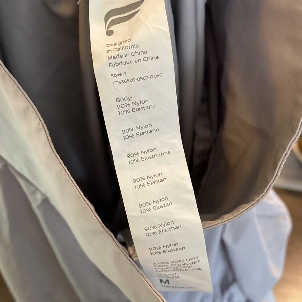 Fabletics Haze Gray Giana Jacket Medium M EUC - Picture 9 of 10